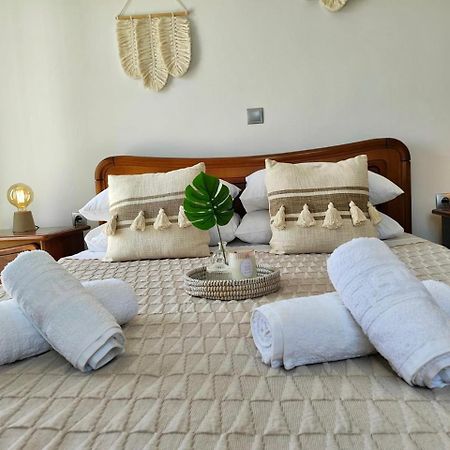 Theasis Apartments آداماس المظهر الخارجي الصورة