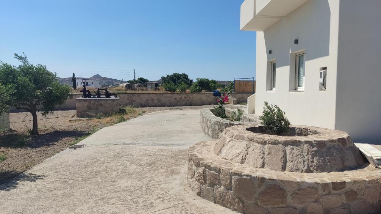 Theasis Apartments آداماس المظهر الخارجي الصورة
