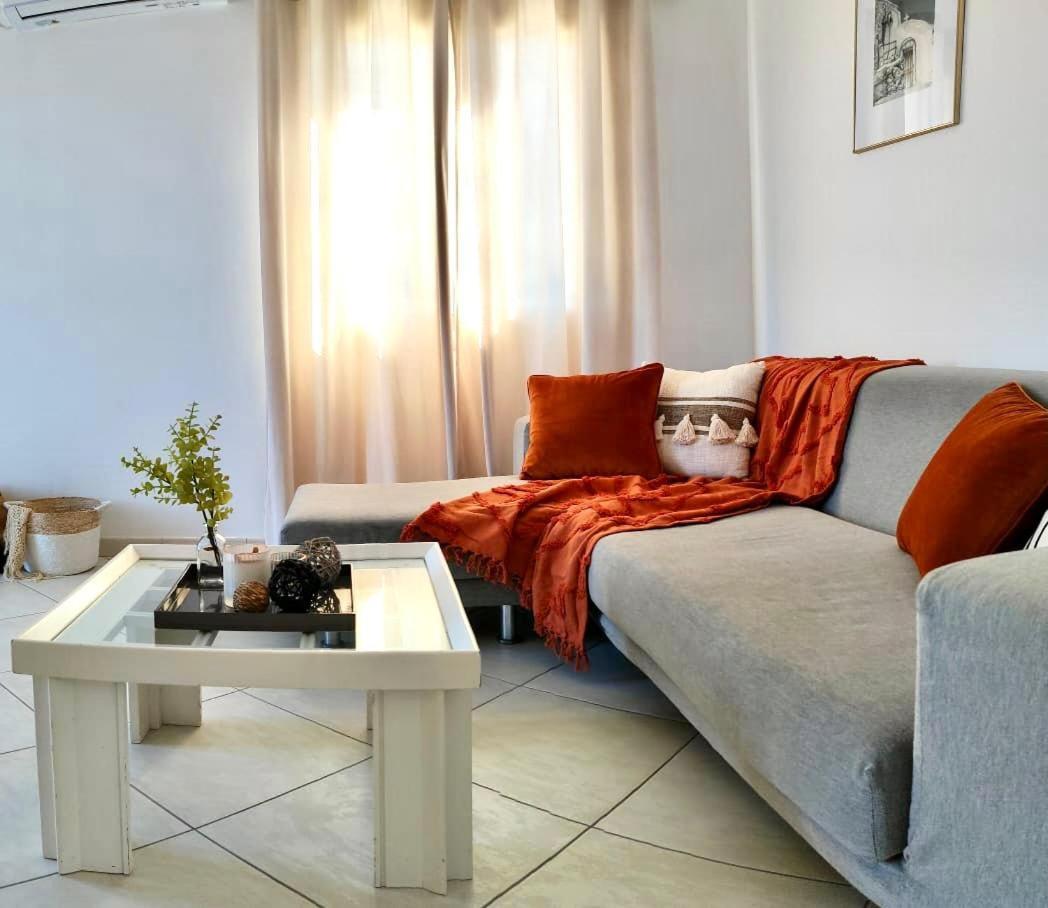 Theasis Apartments آداماس المظهر الخارجي الصورة