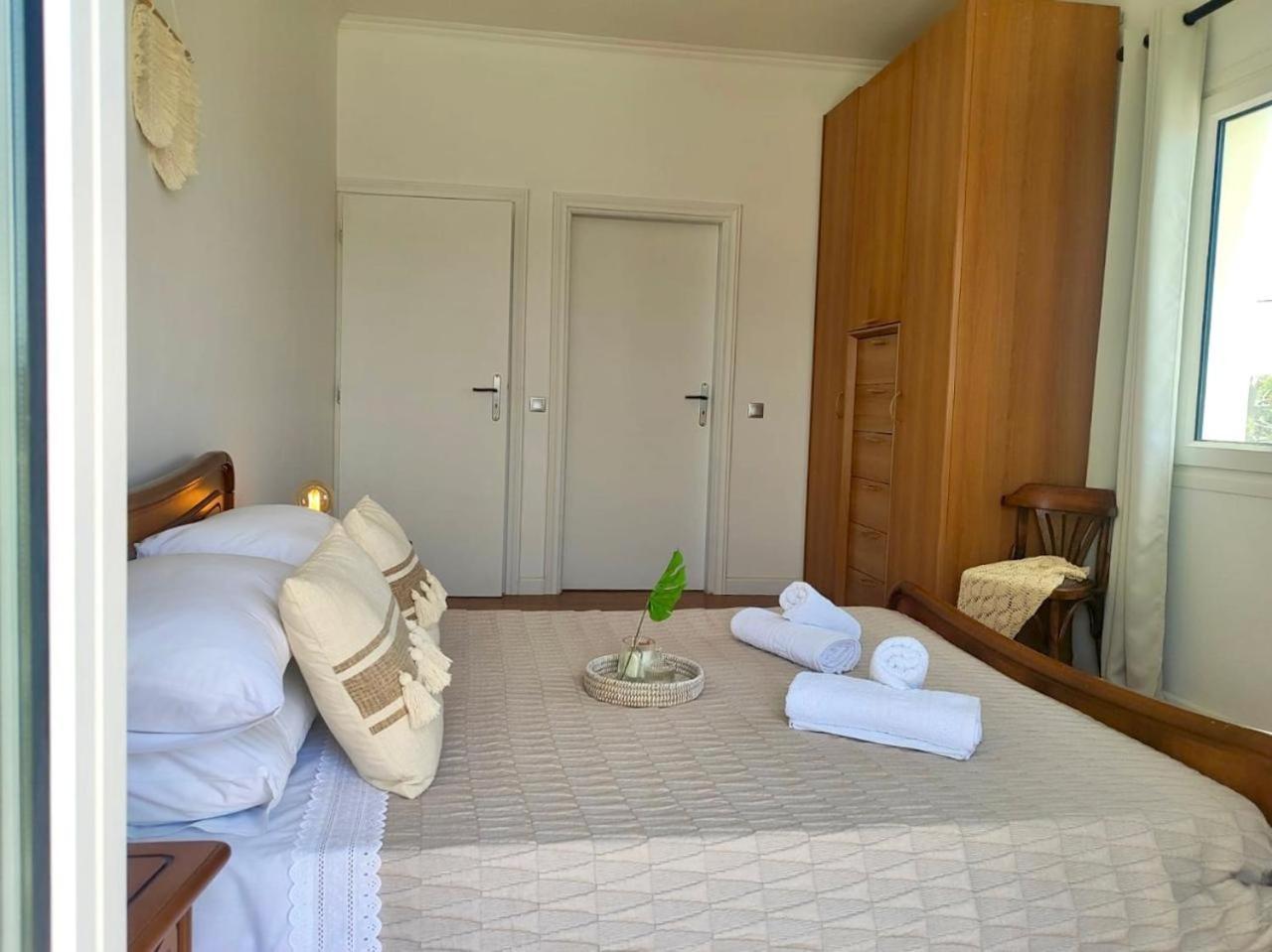 Theasis Apartments آداماس المظهر الخارجي الصورة